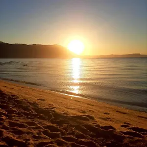 Pe Na Areia, Casa Na De Frente O Mar Casa de Férias